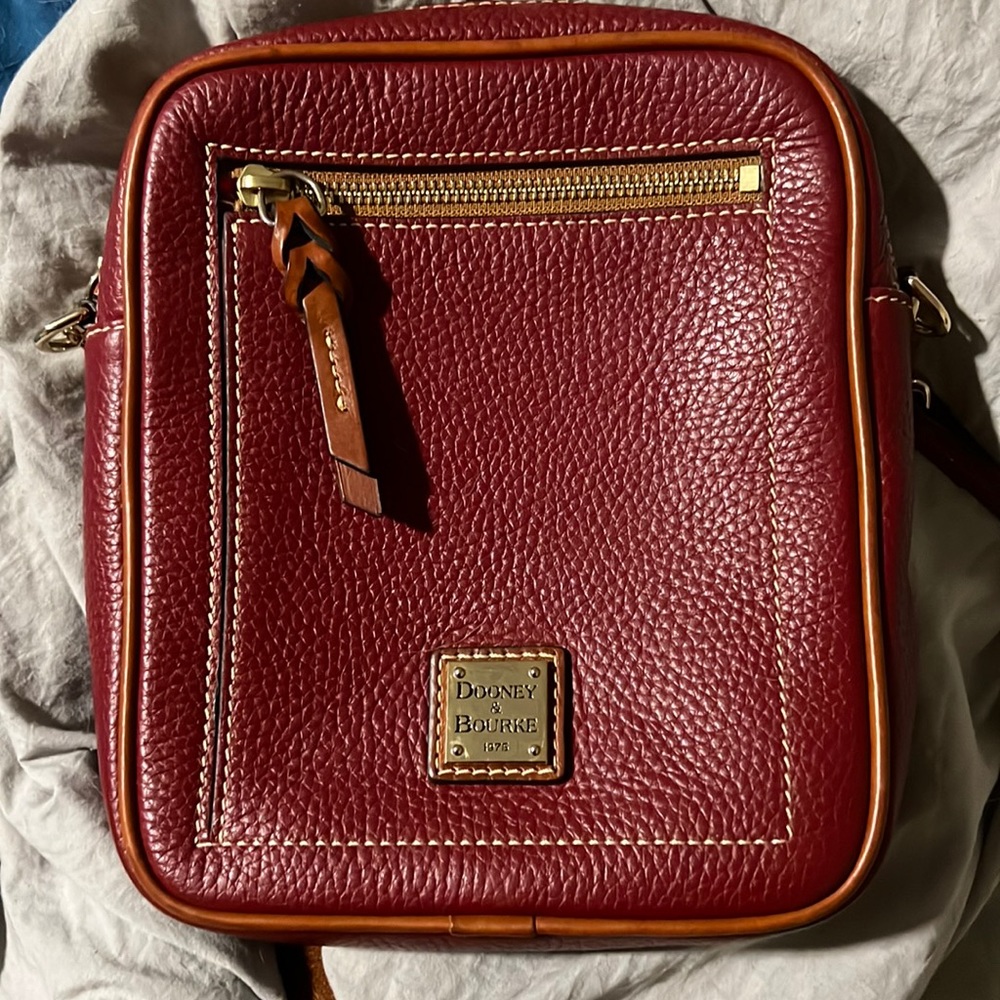 Dooney & Bourke cross body